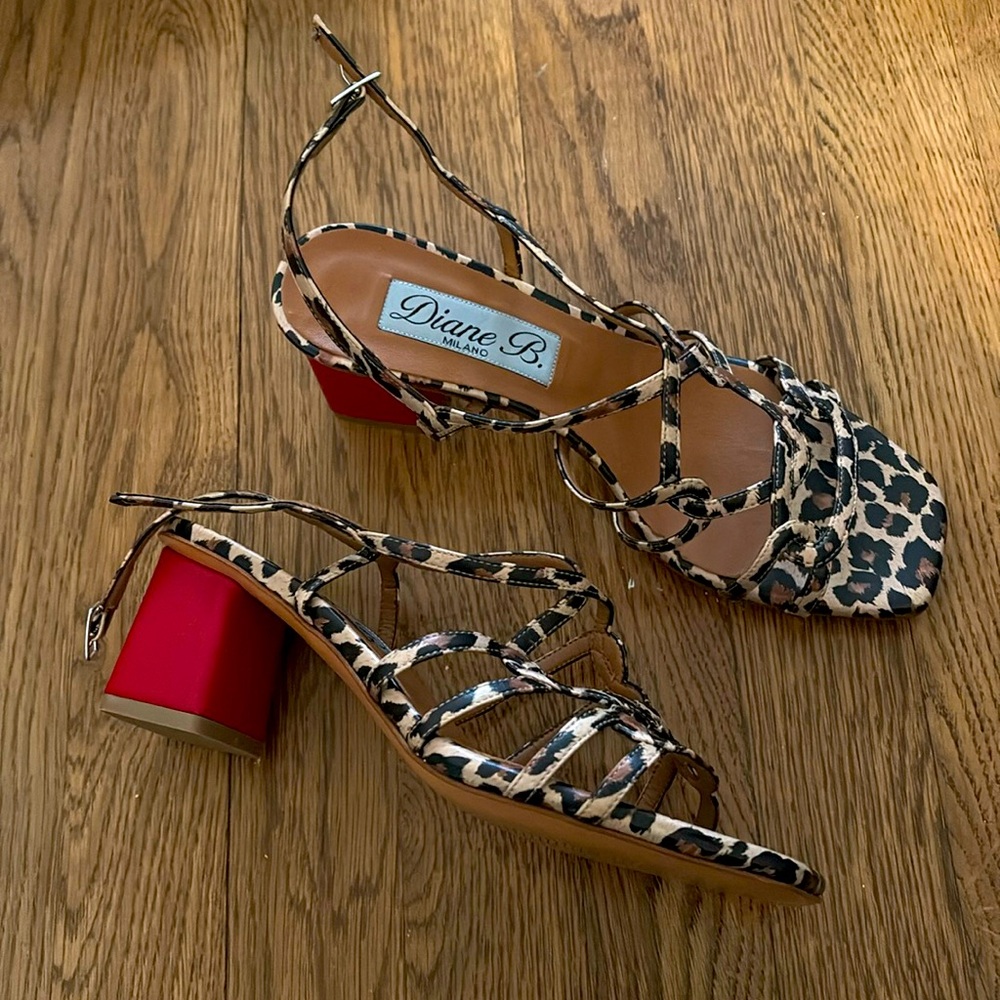 Diane B. Mid Heel Strappy Sandal A3175 - size 37